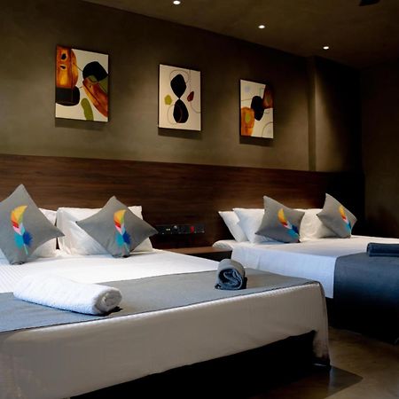 Bohemian Nest Hotel Negombo Bagian luar foto