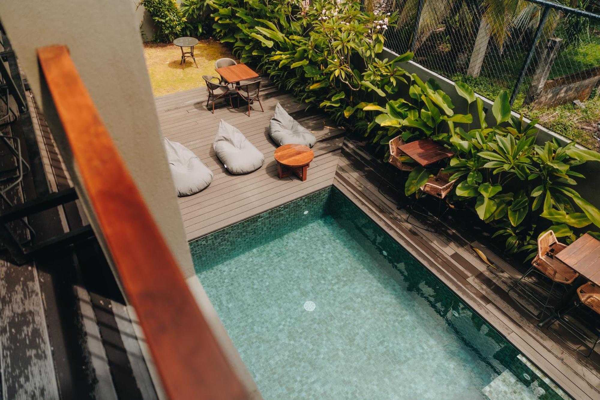 Bohemian Nest Hotel Negombo Bagian luar foto