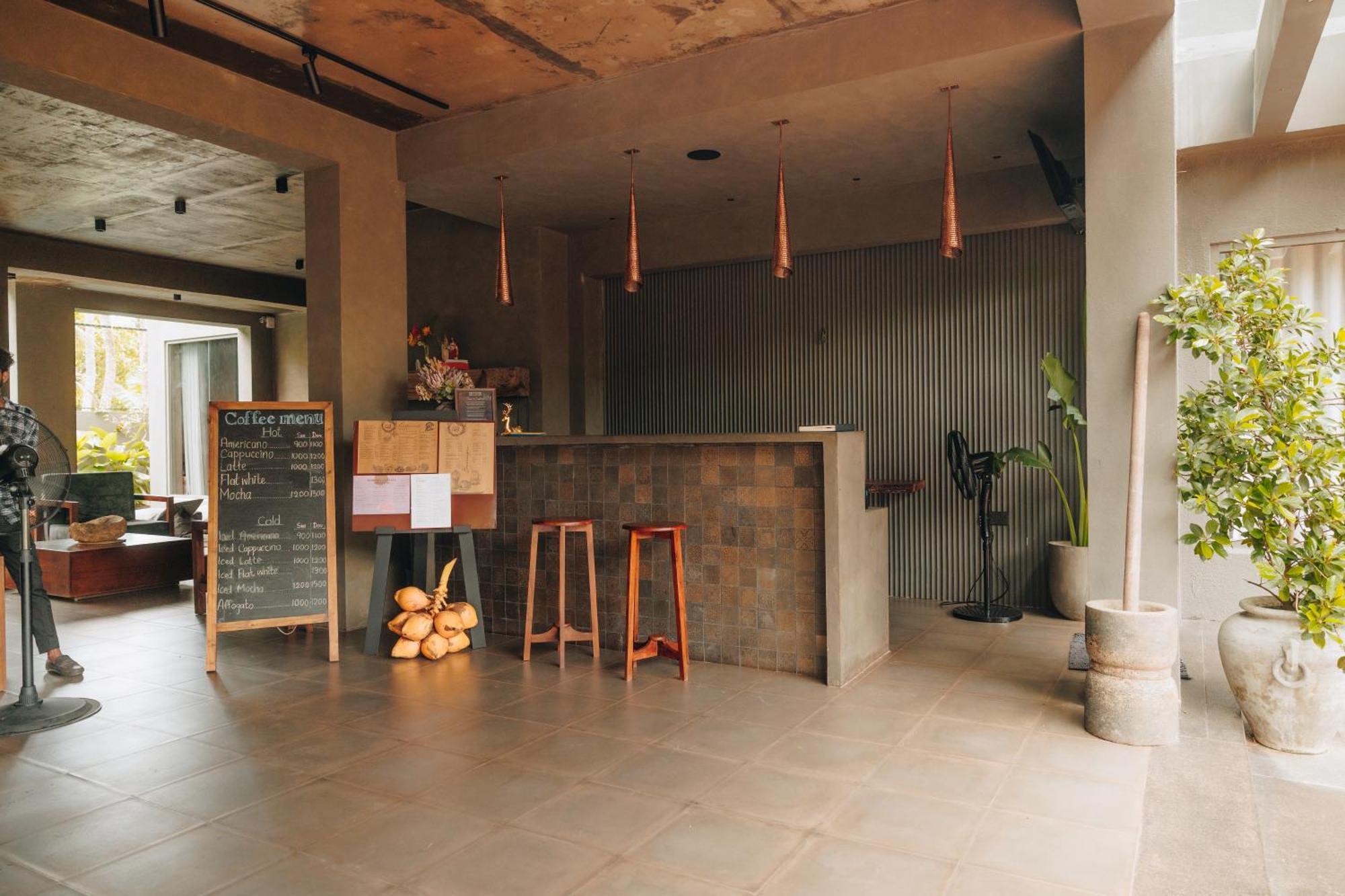 Bohemian Nest Hotel Negombo Bagian luar foto